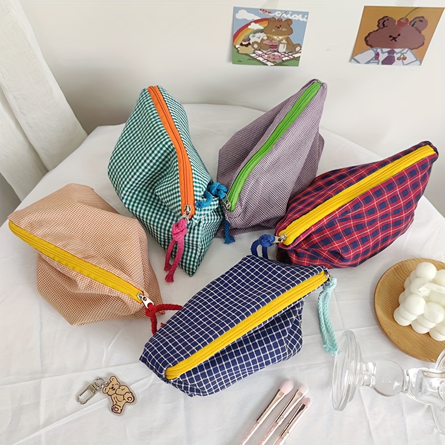 Women Bags In Sale - Borsa per trucco scozzese da donna