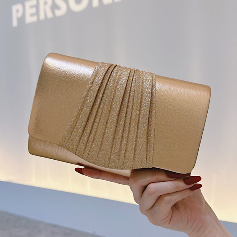 Women Bags Gold - Pochette da sera piccola dorata per