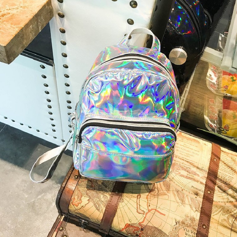 Zaino laser moda 2025 stile pr - Women Bags Trend 2025 recensione e prezzo