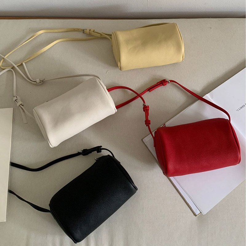 Nuova Borsa a Tracolla Piccola - Women Bags 2026 Trends recensione e prezzo