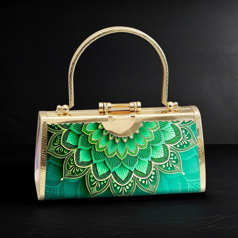 Borsa dorata con diamanti per  - Women Bags Golden recensione e prezzo