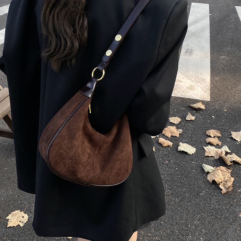 LEFTSIDE Borsa a tracolla picc - Women Bags Trend 2025 recensione e prezzo